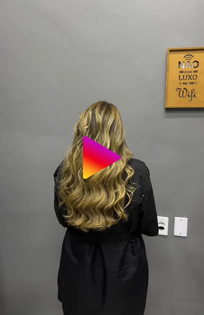 Antes e depois de selagem progressiva em cabelo danificado por coloração — Espaço Lumon Vila Velha